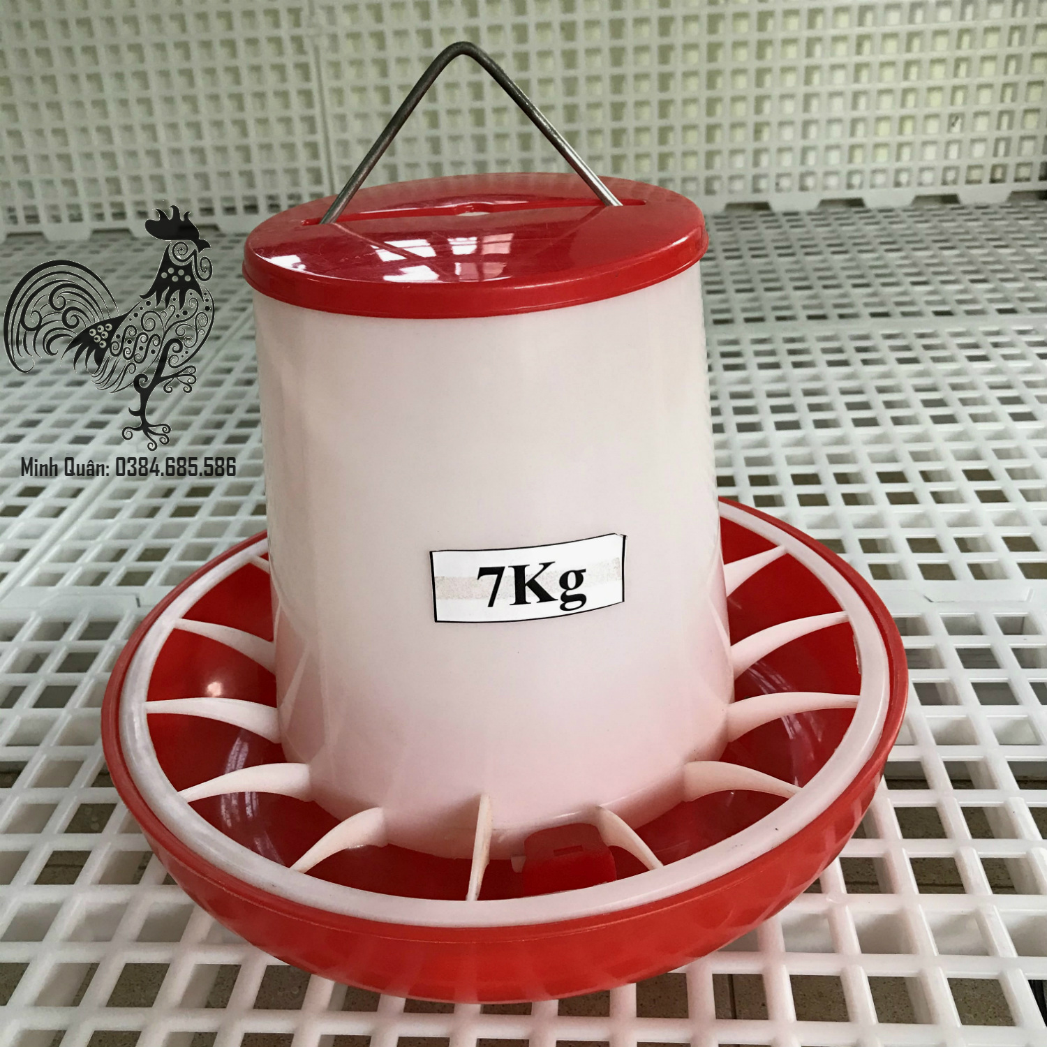 mang-an-cho-ga-7kg Máng ăn chống bới cho gà Giải pháp tiết kiệm chi phí và chống rơi vãi cám