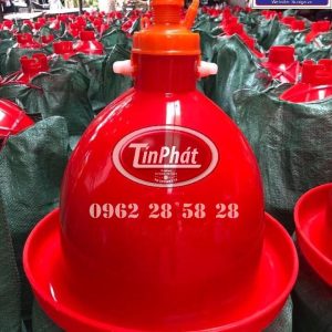 Máng uống nước tự động cho gà
